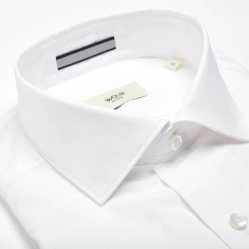the white men's anti-perspiration shirt in Tencel and recycled polyester Wolbe